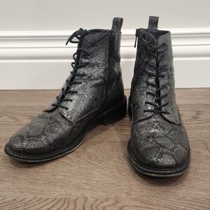 Vince Leather Abnd Charcoal Snakeskin Lace-Up Boots, Size 39